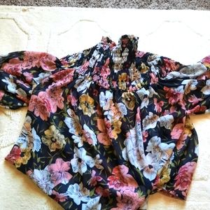 Sheer crop blouse Stunning